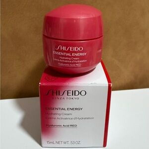 Shiseido Essential Energy Hydrating Cream - Vibrant Red